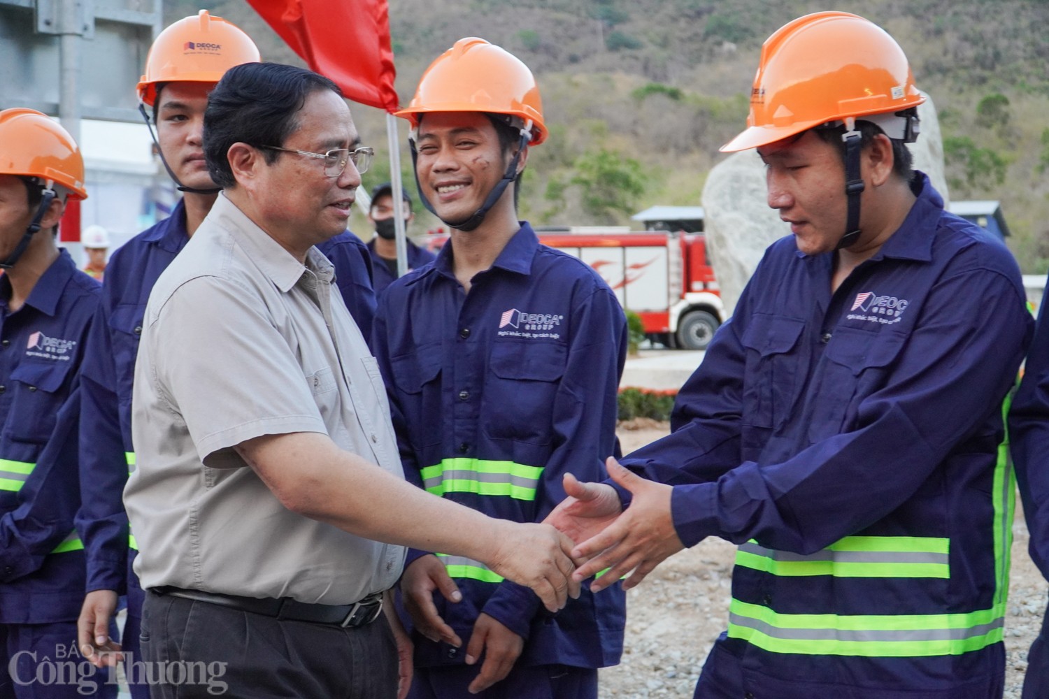 Thủ tướng Phạm Minh Chính cắt băng khánh thành cao tốc Cam Lâm - Vĩnh Hảo