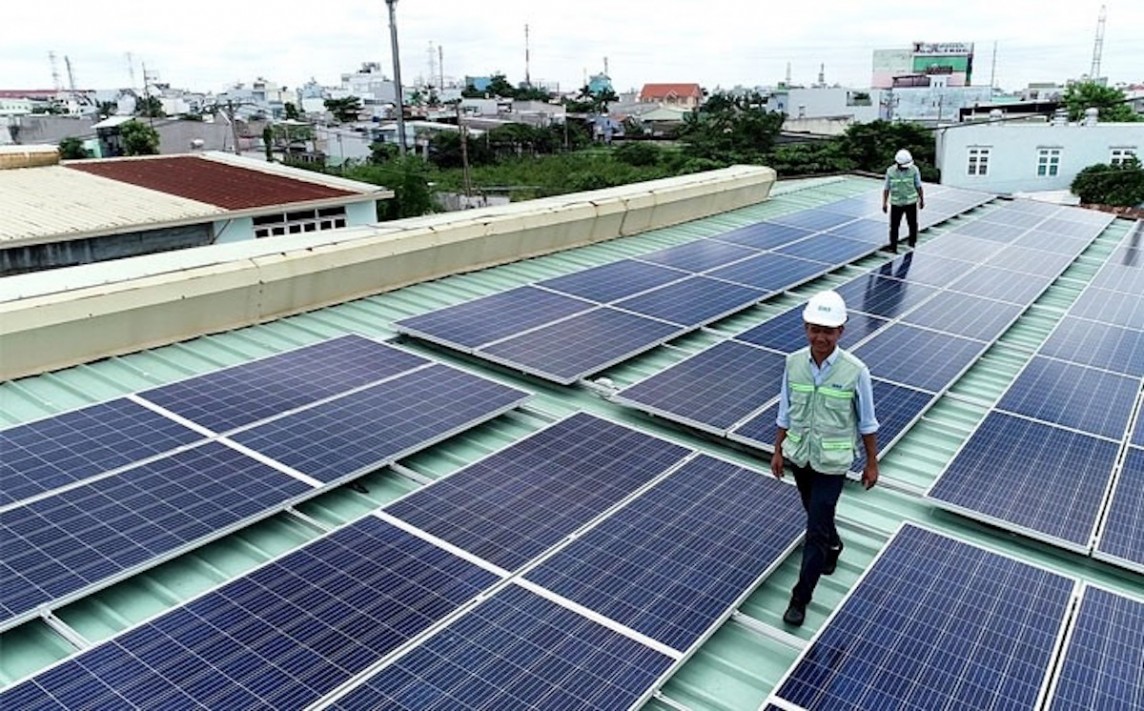 Điện mặt trời mái nhà: Đừng ‘bới lông tìm vết’ để rồi ‘nhìn gà hóa cuốc’