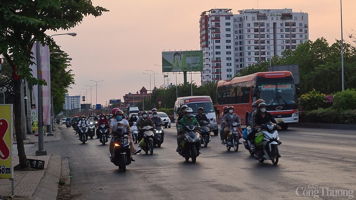 Giao thông ngày cuối nghỉ lễ tại TP. Hồ Chí Minh: Nơi quá tải, nơi thưa vắng lạ thường