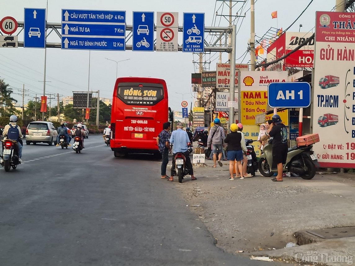 Giao thông ngày cuối nghỉ lễ tại TP. Hồ Chí Minh: Nơi quá tải, nơi thưa vắng lạ thường