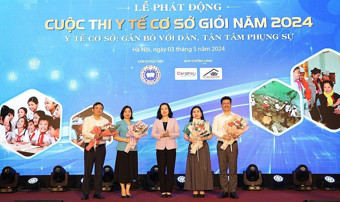 Bộ trưởng Đào Hồng Lan: Y tế cơ sở là 'lá chắn' tuyến đầu tận tâm phụng sự nhân dân