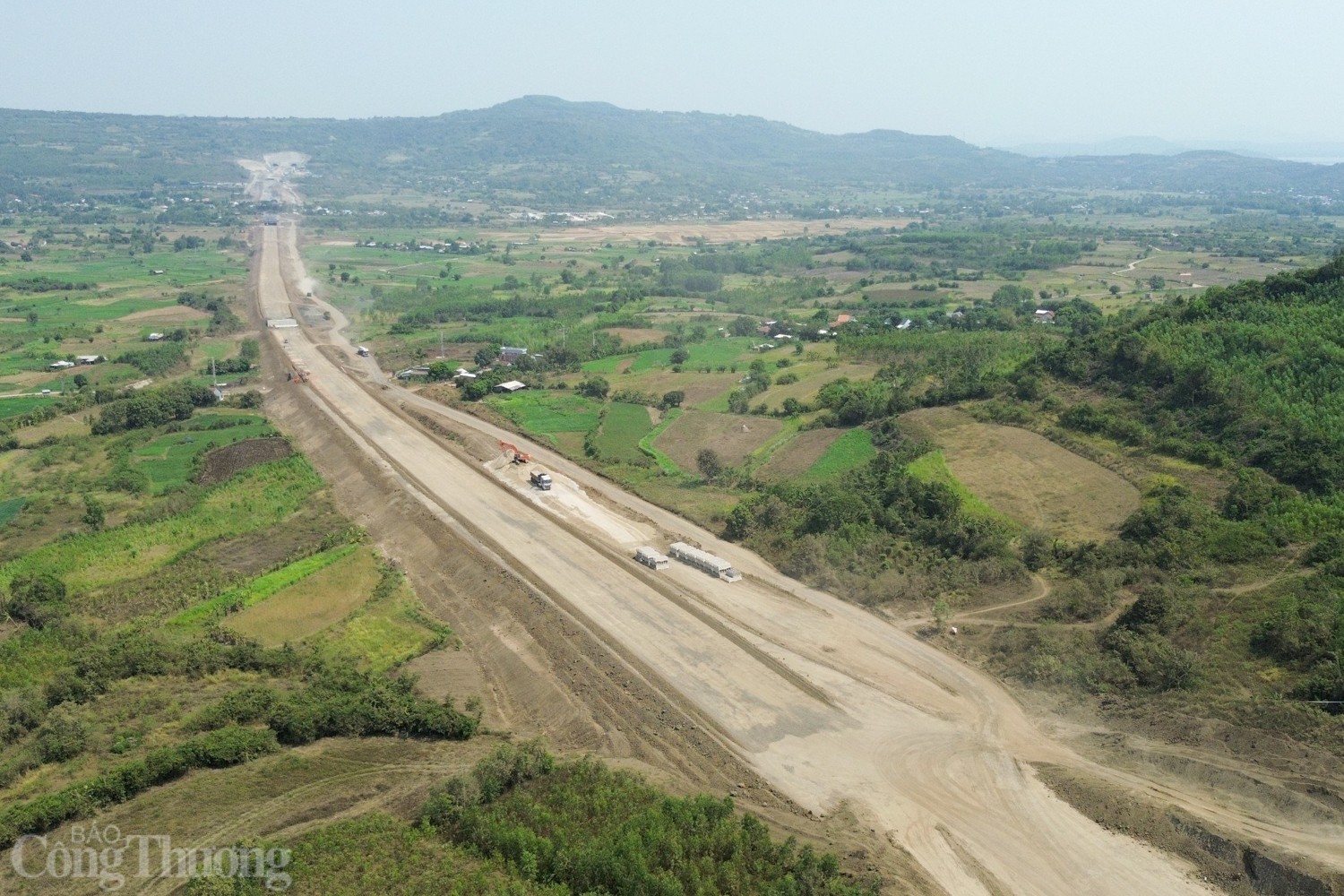 Hiện trạng cao tốc Chí Thạnh - Vân Phong sau hơn 16 tháng thi công