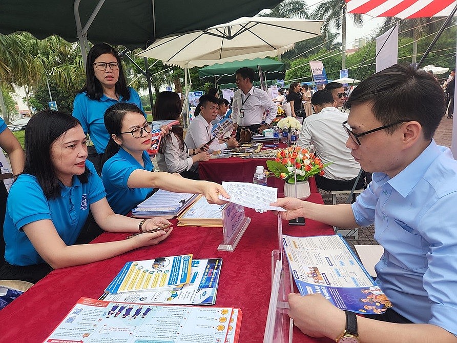 Thanh Hóa: Hàng trăm doanh nghiệp chậm đóng, trốn đóng bảo hiểm xã hội với số tiền hàng trăm tỷ đồng