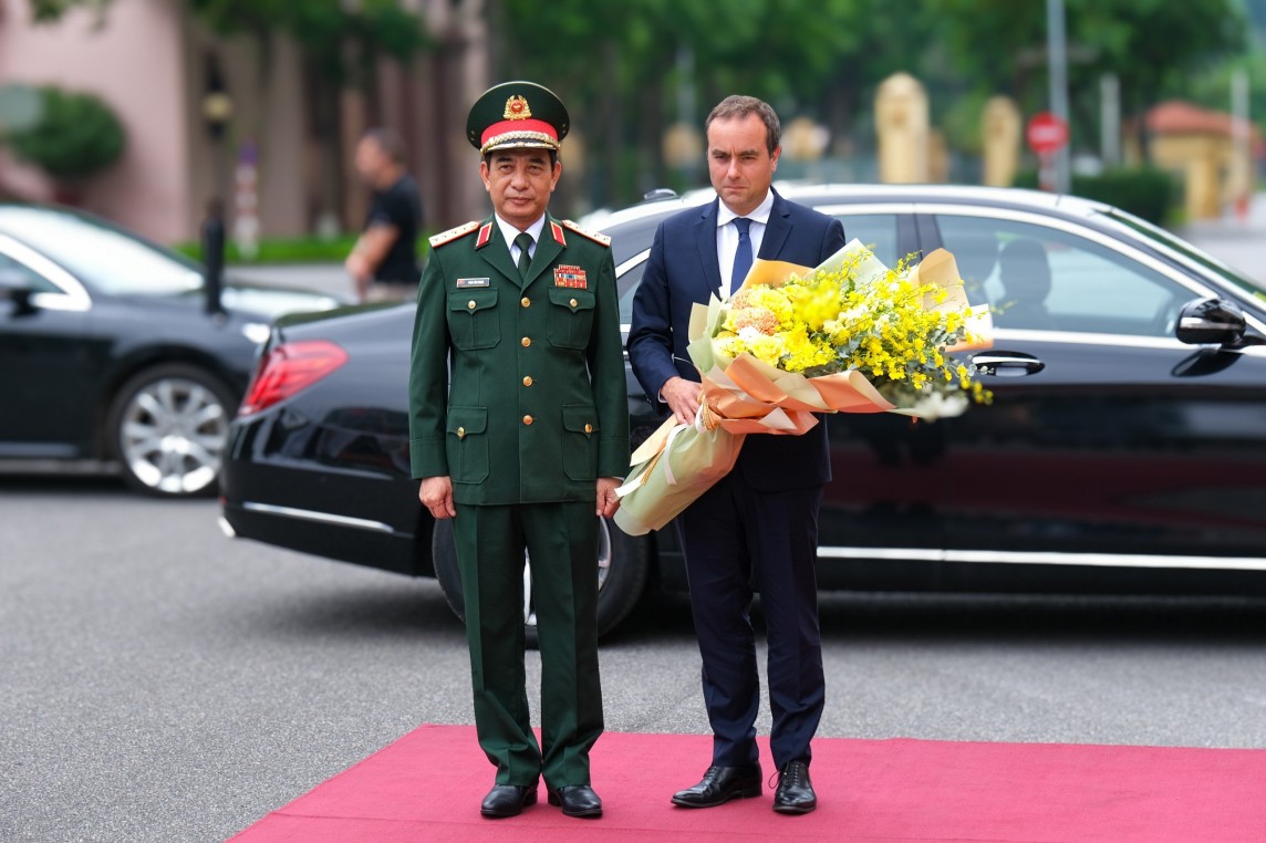 Đại tướng Phan Văn Giang chủ trì lễ đón và hội đàm với Bộ trưởng Bộ Quân đội Pháp