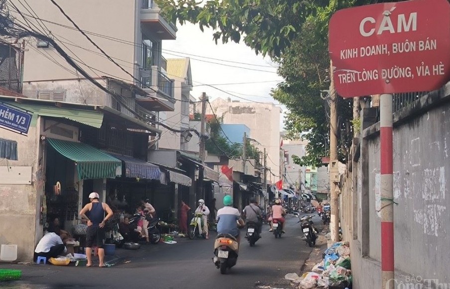 Bà Rịa - Vũng Tàu: Yêu cầu có biện pháp quyết liệt với chợ cóc, bán hàng rong