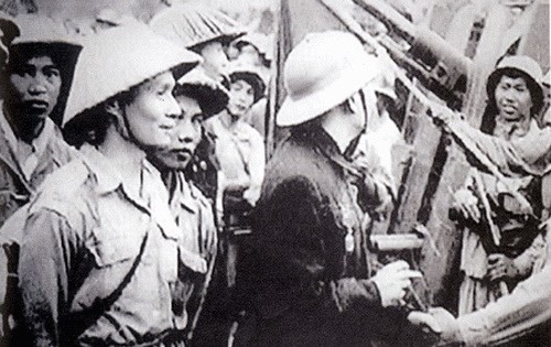 Vang mãi niềm tự hào Chiến thắng Điện Biên Phủ “lừng lẫy năm châu, chấn động địa cầu” Vang mãi niềm tự hào Chiến thắng Điện Biên Phủ “lừng lẫy năm châu, chấn động địa cầu”