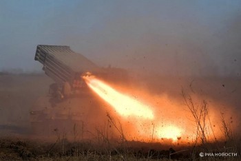 Chiến sự Nga-Ukraine 10/5/2024: “Pháo đài chiến lược” của Ukraine lâm nguy; Ba Lan thừa nhận sự hiện diện của quân NATO