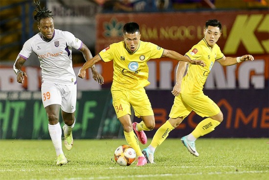 Lịch thi đấu trực tiếp vòng 18 V-League 2023/2024 ngày 12/5: Thanh Hóa-Bình Dương, Công an Hà Nội-Khánh Hòa, Hải Phòng-Quảng Nam