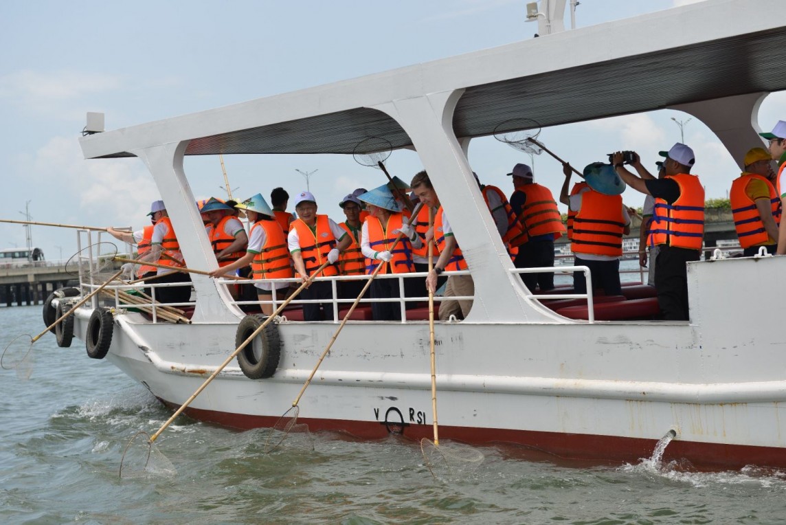 Hưởng ứng ngày châu Âu tại Việt Nam: Chung tay vì một môi trường sạch