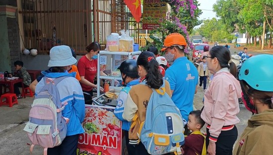 Kiểm soát an toàn thực phẩm, vì sao khó đến thế?