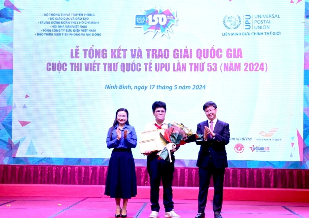 Trao giải Cuộc thi viết thư quốc tế UPU lần thứ 53 năm 2024