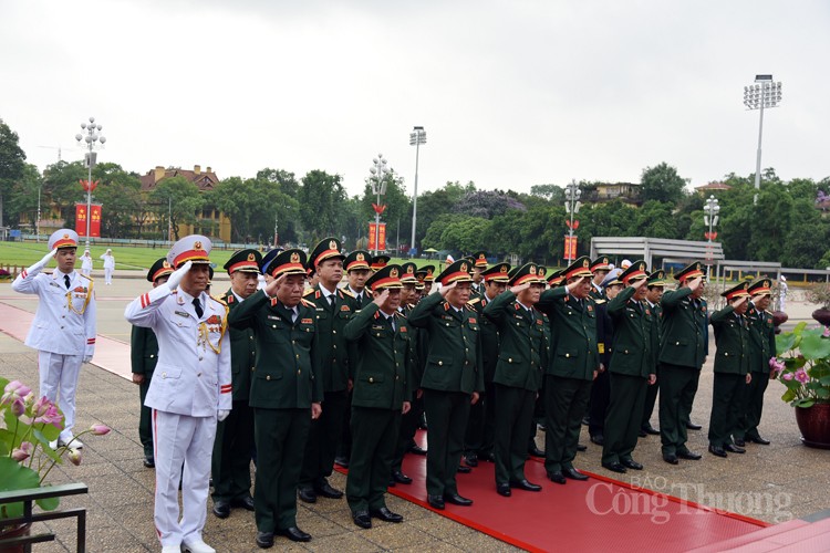 Lãnh đạo Đảng, Nhà nước vào Lăng viếng Chủ tịch Hồ Chí Minh nhân kỷ niệm Ngày sinh của Người