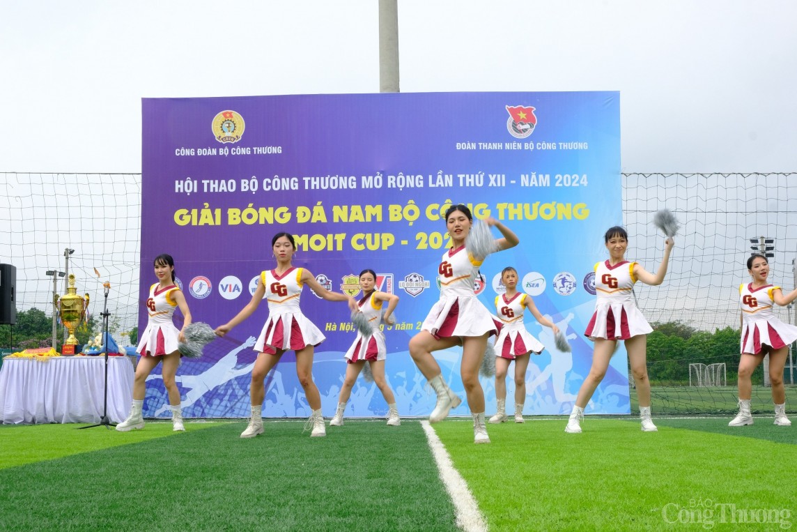 15 đội bóng tranh tài ở giải bóng đá nam Bộ Công Thương - MOIT CUP 2024