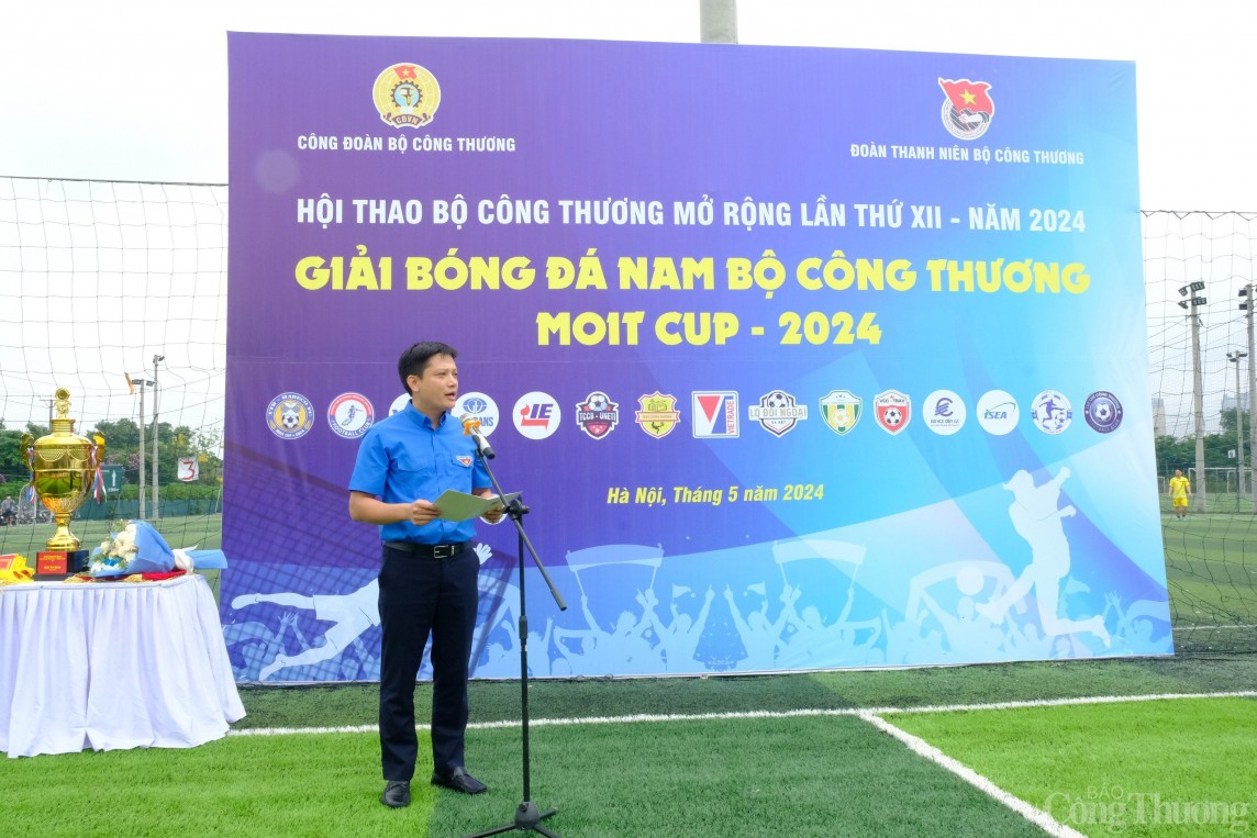 15 đội bóng tranh tài ở giải bóng đá nam Bộ Công Thương - MOIT CUP 2024