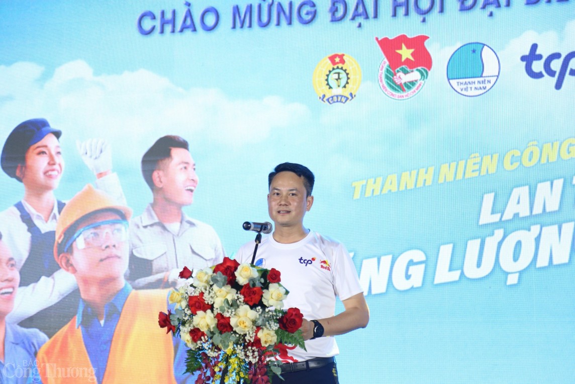 Thanh Hóa: Hàng ngàn thanh niên công nhân được khám chữa bệnh miễn phí