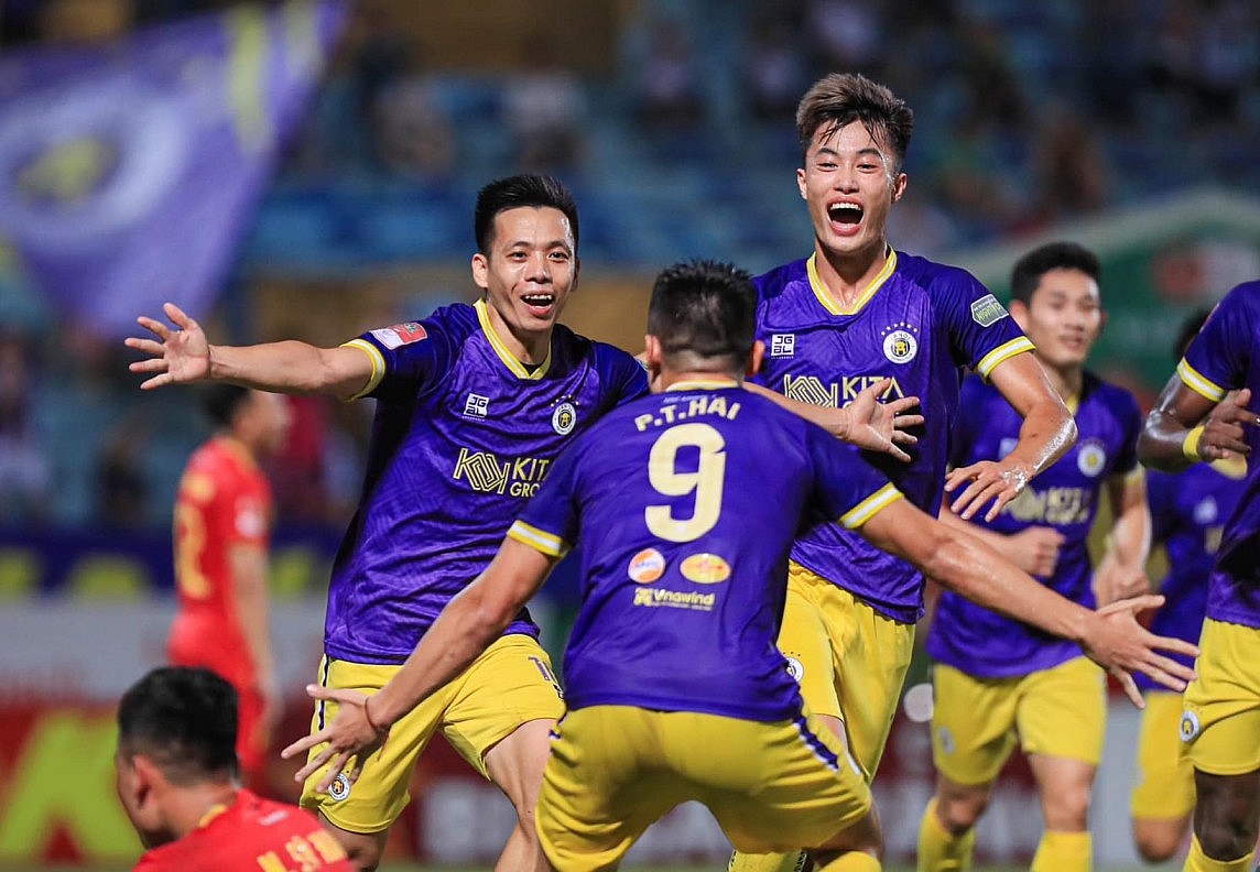 Bảng xếp hạng vòng 20 V-League 2023/2024 ngày 22/5: Hà Nội áp sát Top đầu, TP.HCM thắng đương kim vô địch