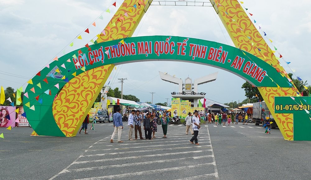 An Giang: Hơn 300 gian hàng sẽ góp mặt tại Hội chợ thương mại quốc tế Tịnh Biên 2024