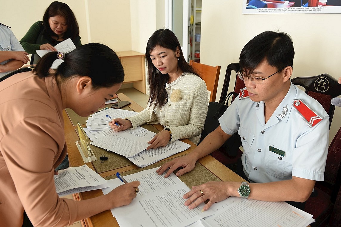 Tăng chế tài xử lý chậm đóng, trốn đóng bảo hiểm xã hội vì quyền lợi của người lao động