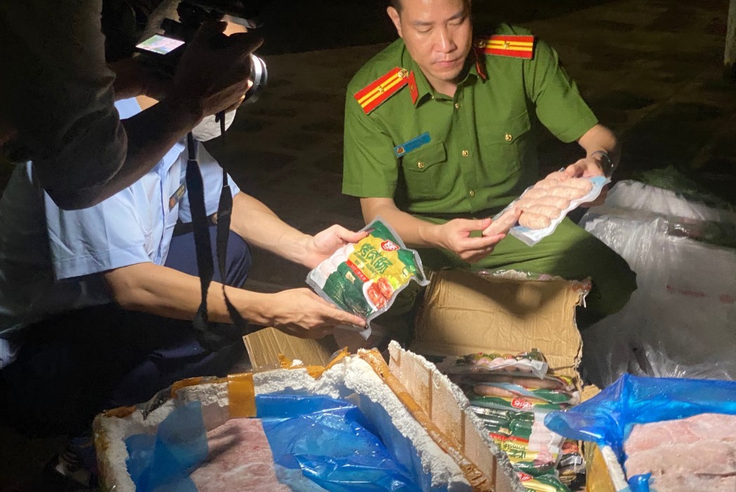 Hà Nội: Tăng số vụ, số tiền phạt, trị giá hàng tiêu hủy trong “Tháng hành động vì An toàn thực phẩm”