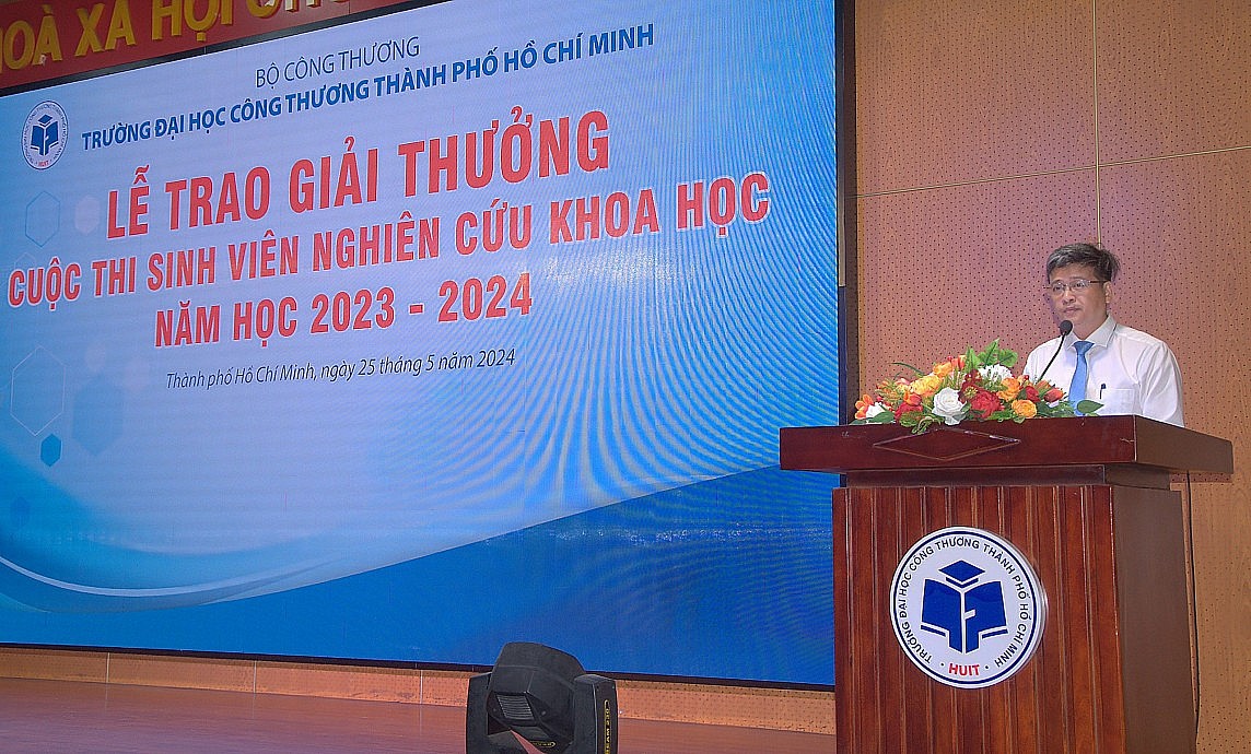 Giải thưởng sinh viên nghiên cứu khoa học HUIT: Nhiều đề tài mang tính ứng dụng cao