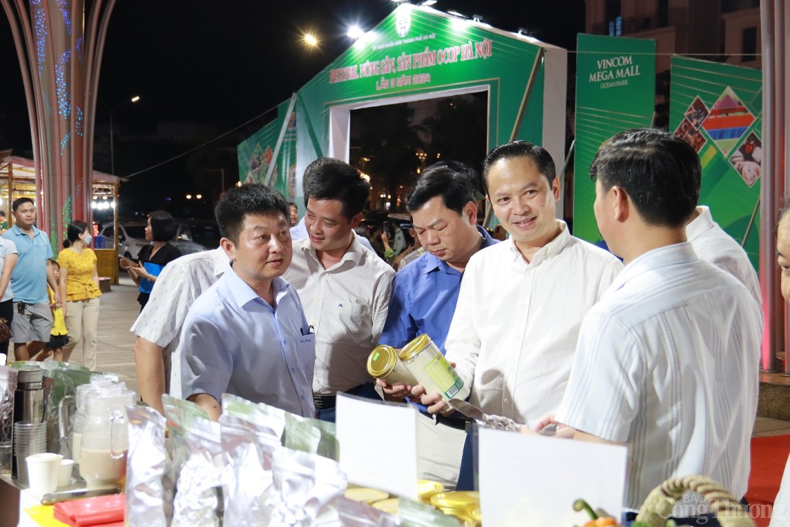 Khai mạc Festival Nông sản, sản phẩm OCOP Hà Nội lần 3 năm 2024