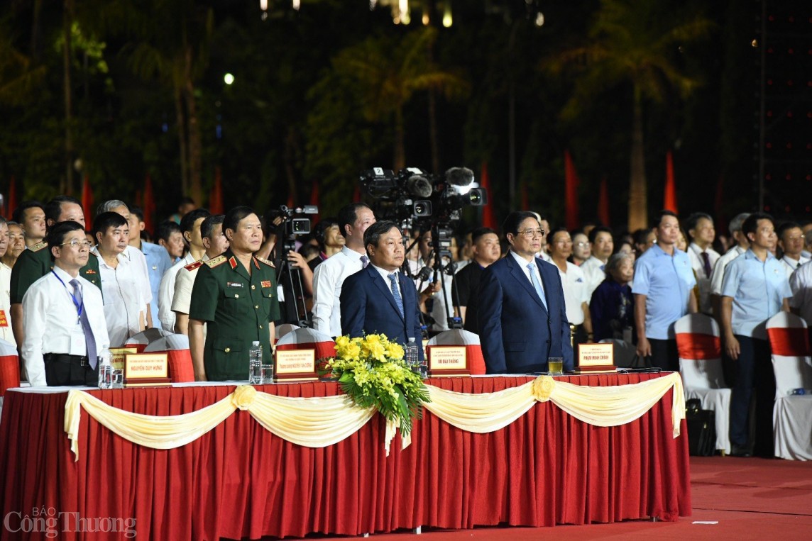 Thủ tướng Phạm Minh Chính: Quảng Bình đang có vận hội phát triển tươi sáng