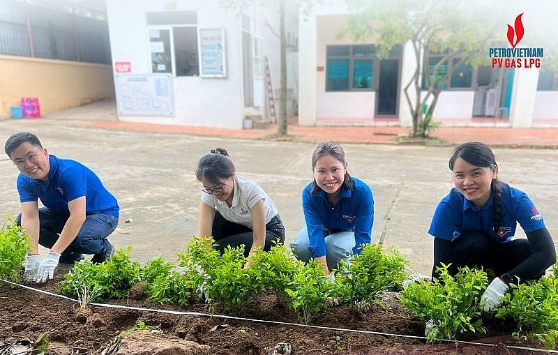 Niềm vui đồng hành vì màu xanh công trình khí