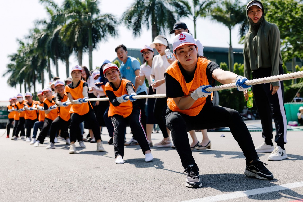 Người lao động Công ty CP Nhựa Thiếu niên Tiền Phong tích cực tham gia hội thao