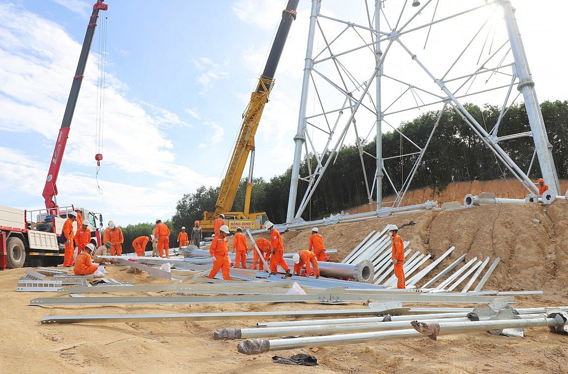 Đoàn kết chung sức, đồng lòng đưa dự án đường dây 500kV mạch 3 hoàn thành đúng tiến độ