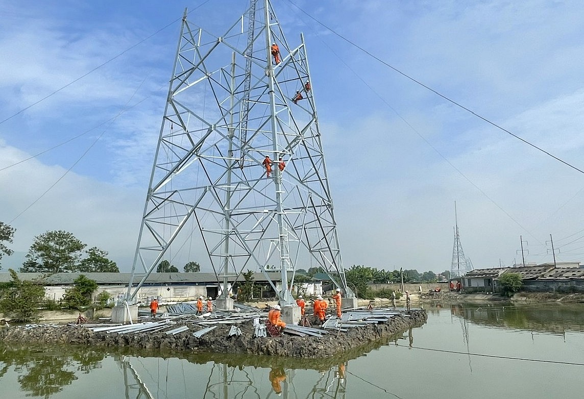 Đoàn kết chung sức, đồng lòng đưa dự án đường dây 500kV mạch 3 hoàn thành đúng tiến độ