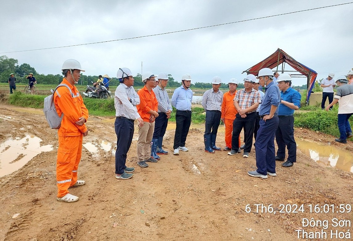 Đoàn kết chung sức, đồng lòng đưa dự án đường dây 500kV mạch 3 hoàn thành đúng tiến độ