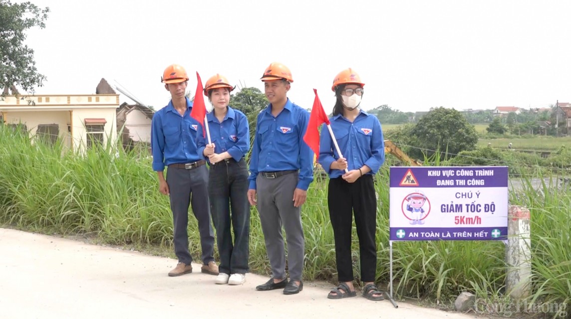 Áo xanh tình nguyện chung sức “về đích” thi công đường dây 500kV mạch 3