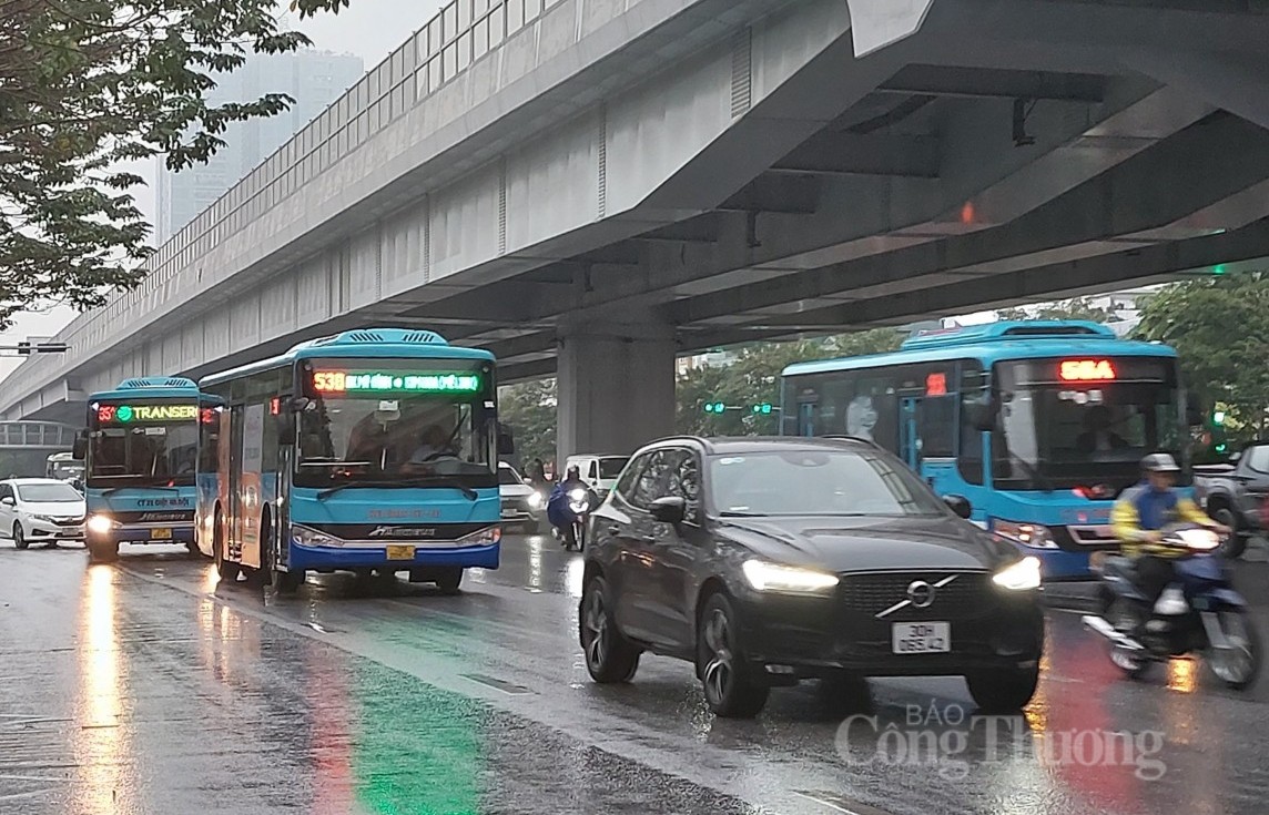 Dự báo thời tiết Hà Nội hôm nay 10/6/2024: Hà Nội có mưa dông, khả năng xảy ra lốc sét, gió mạnh