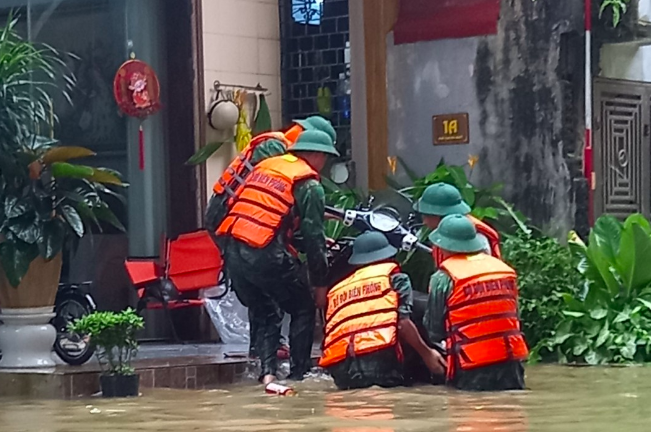 Bộ đội Biên phòng Hà Giang huy động hơn 100 cán bộ, chiến sĩ ứng cứu kịp thời hậu quả mưa lũ