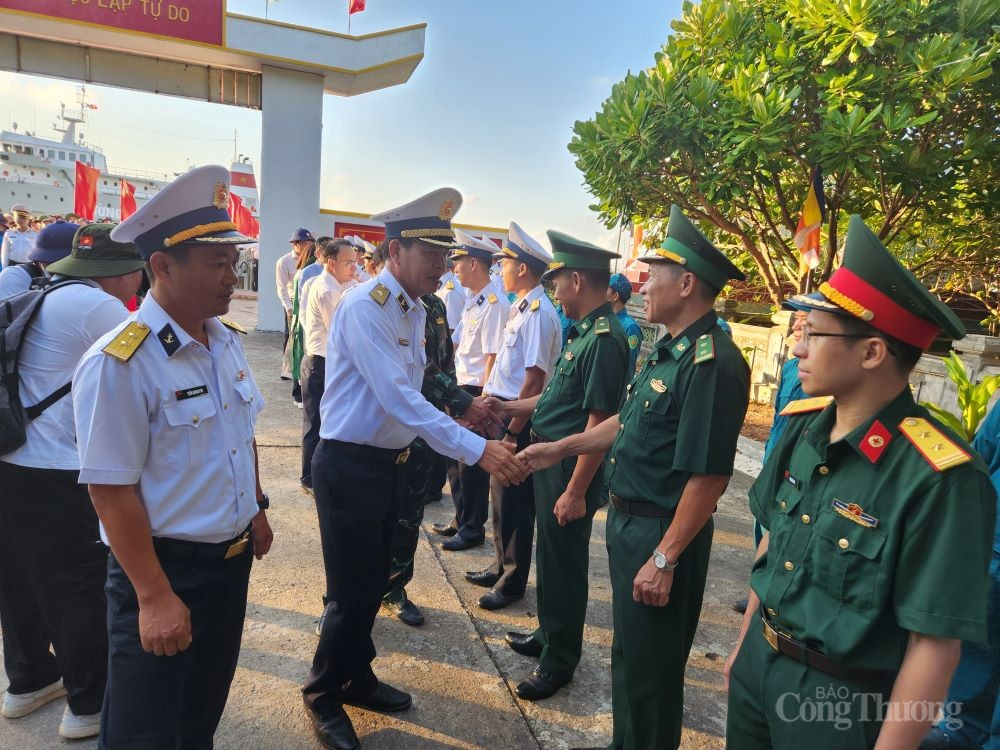 Đồn Biên phòng Trường Sa: Giữ vững “trận địa tư tưởng” nơi đầu sóng