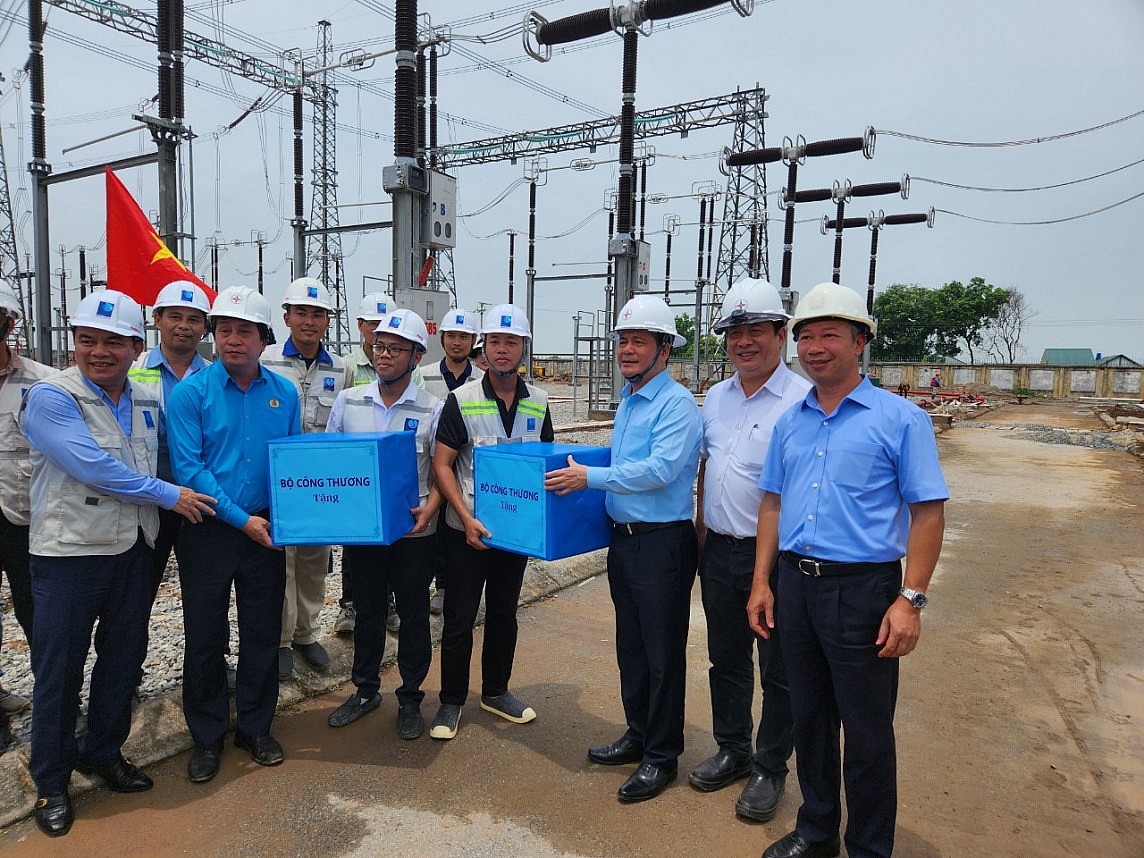 Bộ Công Thương góp sức cho kỳ  đường dây 500kV mạch 3