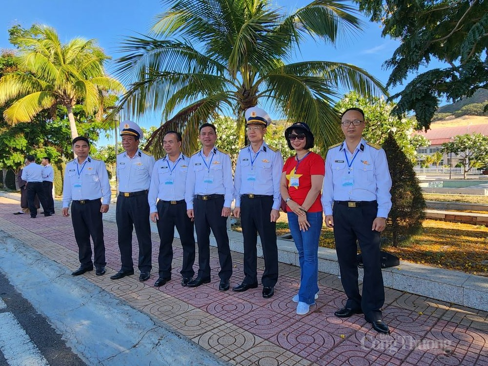 7 ngày tác nghiệp ở Trường Sa