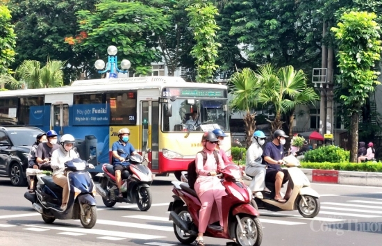 Dự báo thời tiết ngày mai 22/6/2024: Bắc Bộ, Trung Bộ nắng nóng; chiều tối trên cả nước có mưa dông