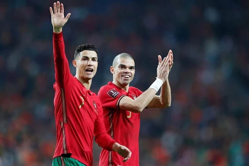 Pepe và Ronaldo tiếp tục ra sân và chứng minh tuổi tác chỉ là con số. Ảnh: GETTY IMAGES