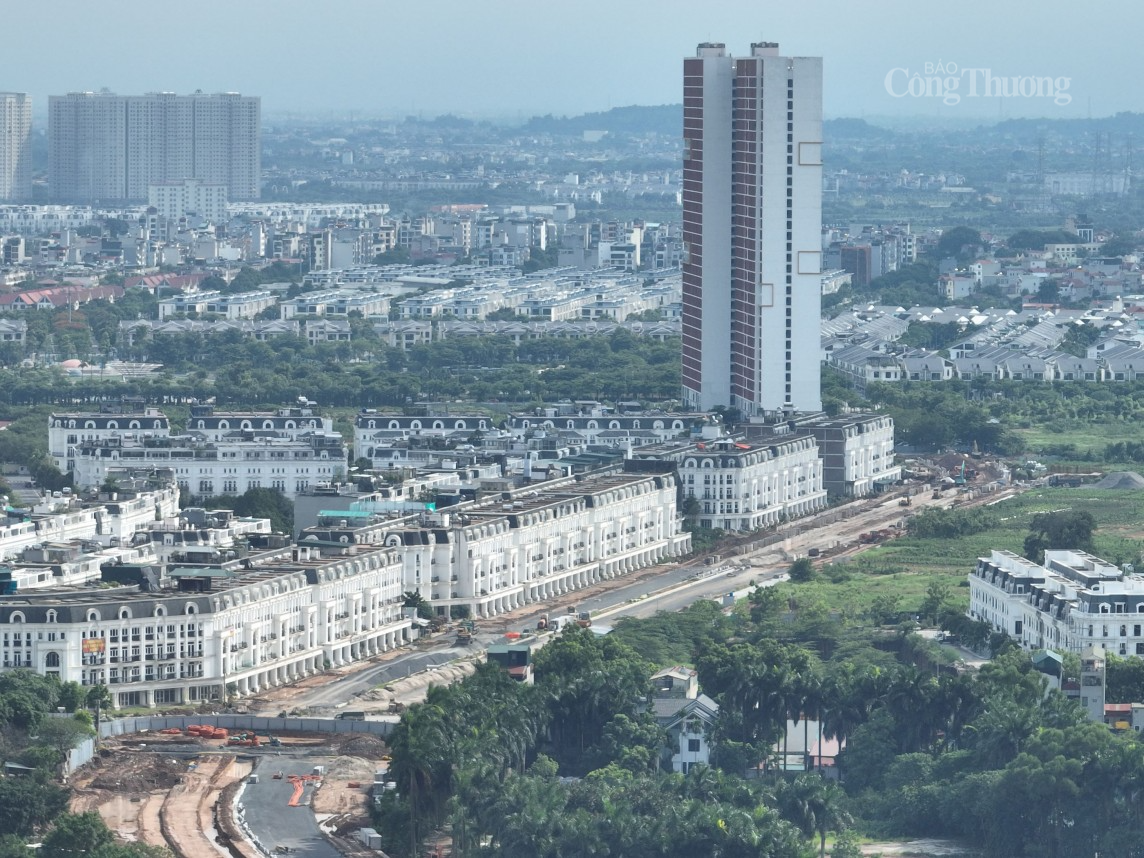 Người dân mong mỏi con đường sớm hoàn thiện đi vào hoạt động, việc di chuyển của người dân sẽ trở nên dễ dàng và thuận tiện hơn rất nhiều Người dân mong mỏi con đường sớm hoàn thiện đi vào hoạt động, việc di chuyển của người dân sẽ trở nên dễ dàng và thuận tiện hơn rất nhiều