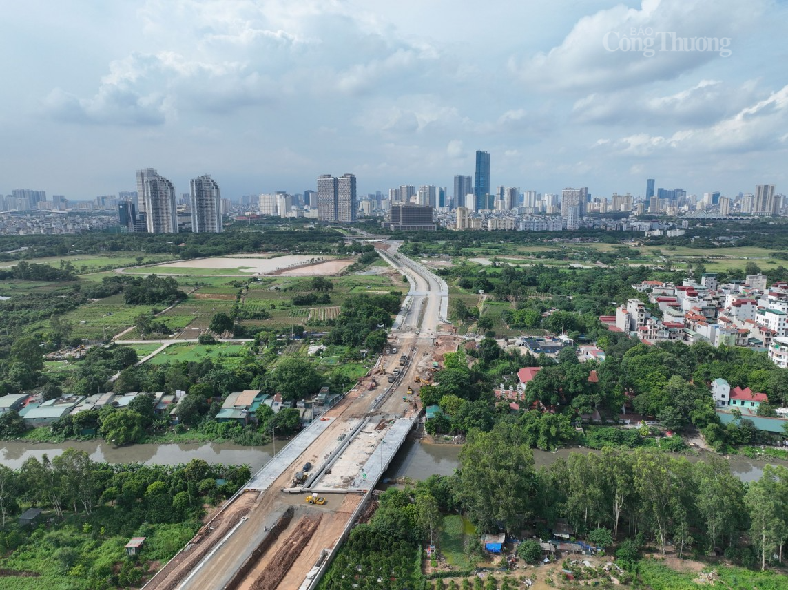 Dự án đường Lê Quang Đạo kéo dài có tổng mức đầu tư khoảng 740 tỉ đồng, trong đó phần giải phóng mặt bằng hơn 163 tỉ đồng, xây lắp hơn 542 tỉ đồng và một số chi phí khác Dự án đường Lê Quang Đạo kéo dài có tổng mức đầu tư khoảng 740 tỉ đồng, trong đó phần giải phóng mặt bằng hơn 163 tỉ đồng, xây lắp hơn 542 tỉ đồng và một số chi phí khác