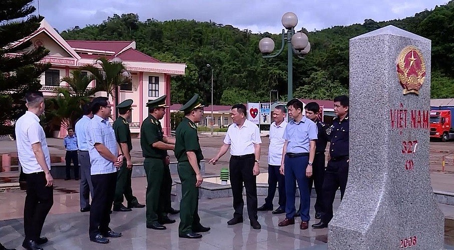 Thanh Hóa: Cần tạo dựng lá “chắn thép” ngăn chặn hàng giả qua biên giới