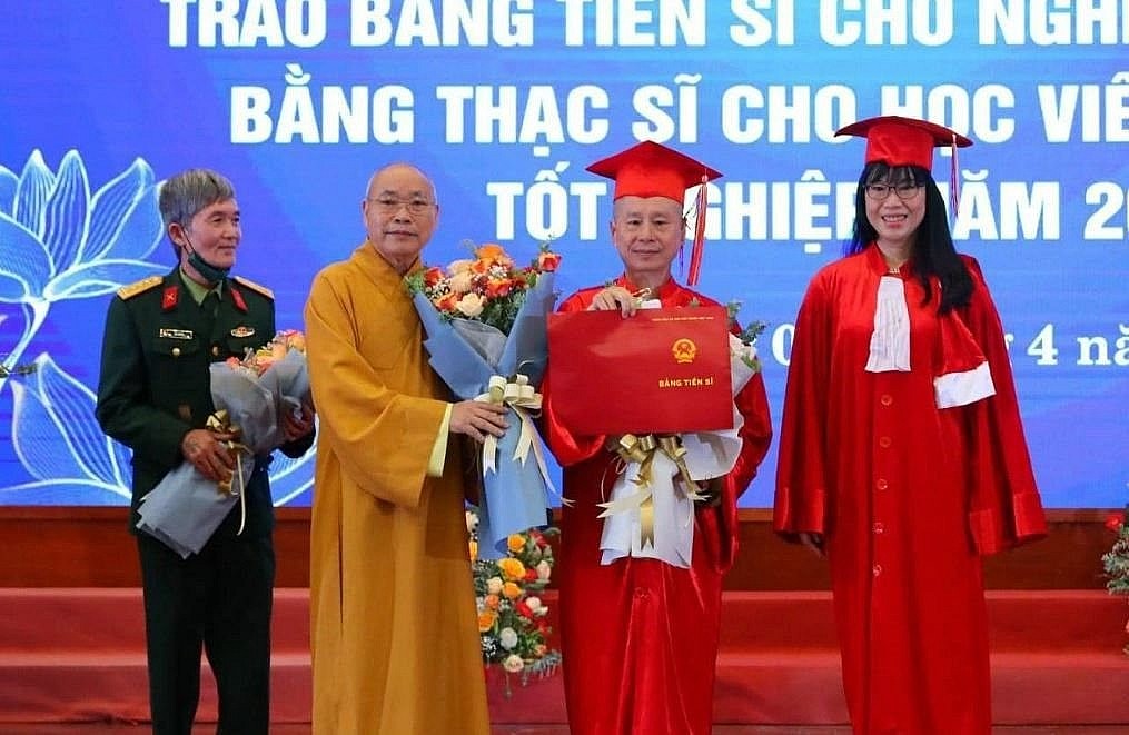 Bộ Giáo dục và Đào tạo yêu cầu Trường Đại học Luật Hà Nội báo cáo quá trình tuyển sinh, đào tạo tiến sĩ của ông Vương Tấn Việt (Thượng tọa Thích Chân Quang)