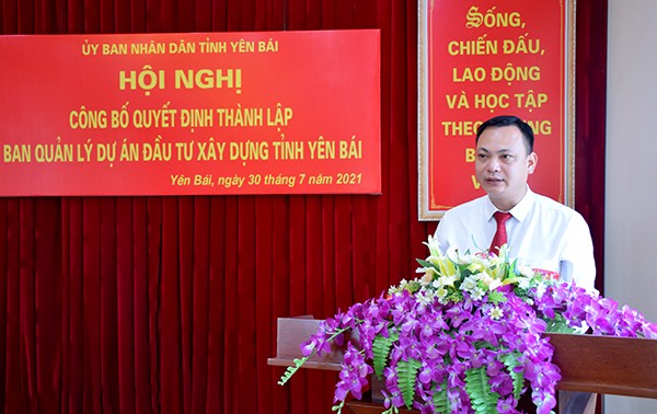 Ông Hoàng Việt Hóa, người ký quyết định phê duyệt trúng thầu. Ảnh Yenbai.gov.vn