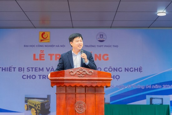truong co khi o to dai hoc cong nghiep ha noi uom mam tai nang khoa hoc