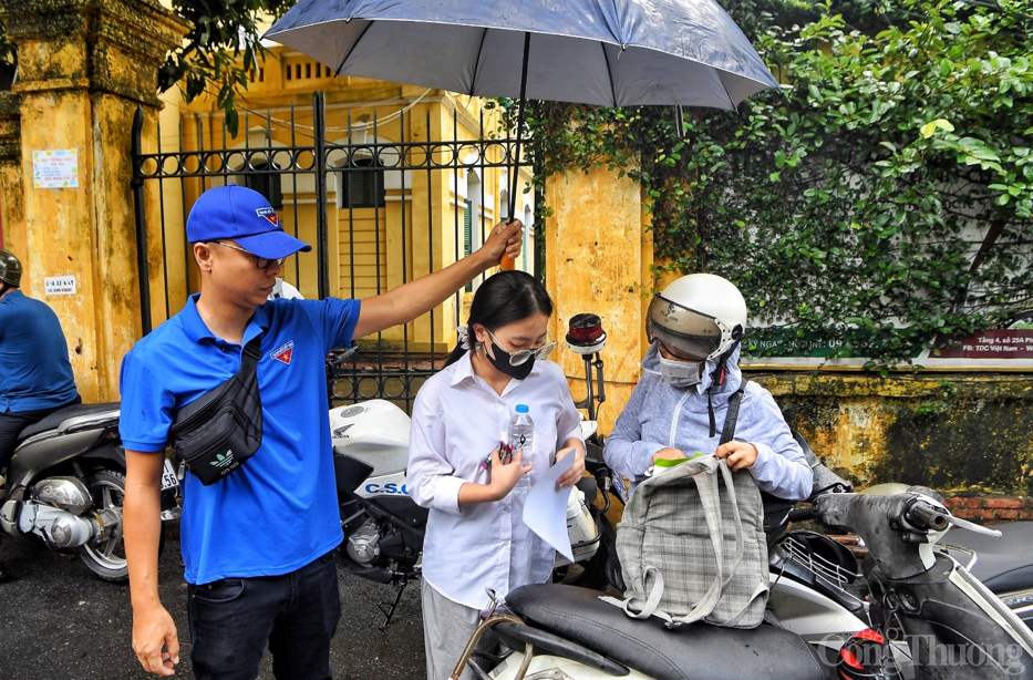 Hà Nội “phủ xanh” màu áo tình nguyện sẵn sàng tiếp sức mùa thi THPT 2024 Hà Nội “phủ xanh” màu áo tình nguyện sẵn sàng tiếp sức mùa thi THPT 2024
