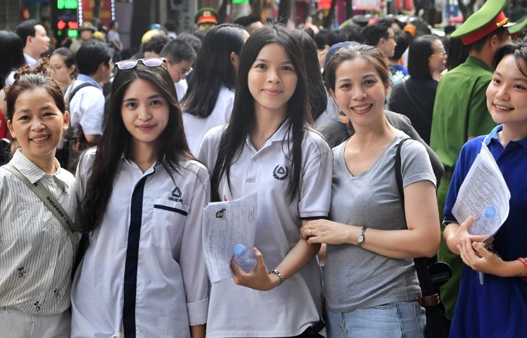 viet nam gianh 12 huy chuong vang cac ky thi olympic quoc te va khu vuc trong nam 2024