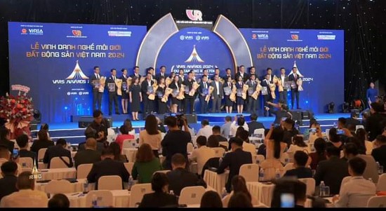 moi gioi bat dong san gop phan thuc day su phat trien cua thi truong