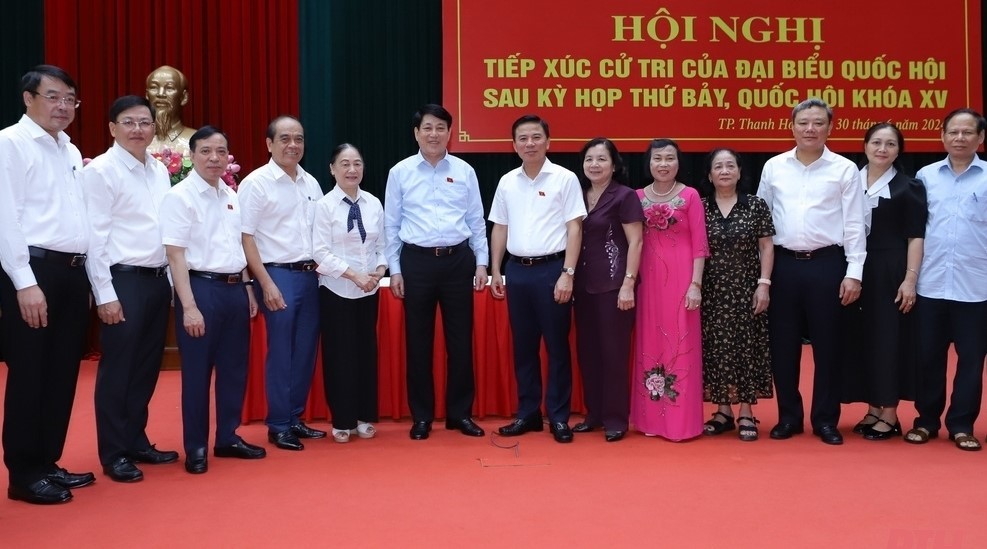 Thường trực Ban Bí thư Lương Cường tiếp xúc cử tri tại TP. Thanh Hóa