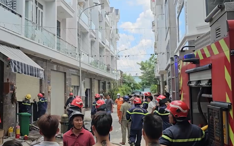 TP. Hồ Chí Minh: Cháy nhà ở Bình Tân, 3 người kịp thoát nạn